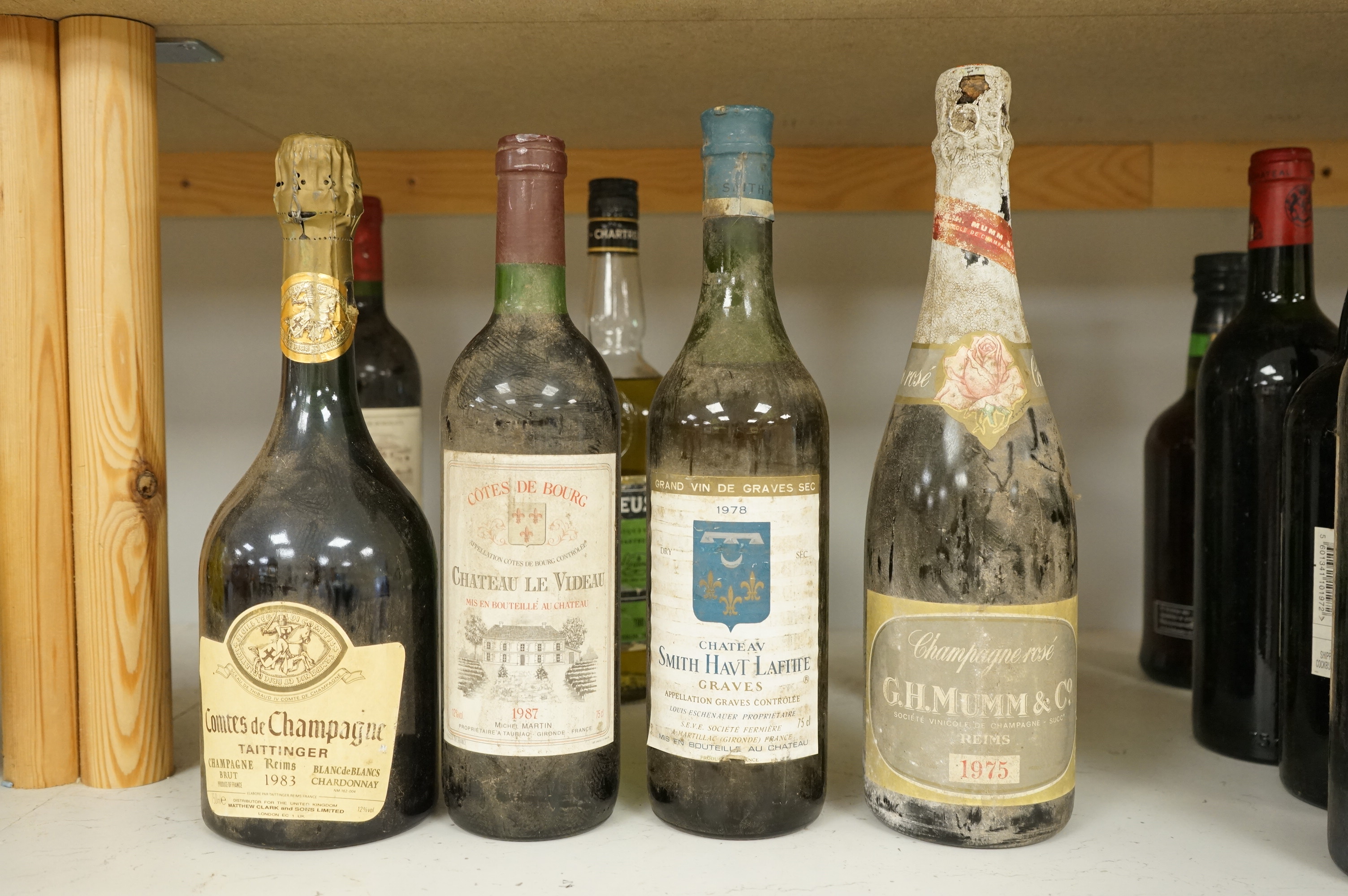 Eleven various bottles of port and wine to include; Cockburns 1997, Chateau Malescot St Exupéry Margaux, etc.